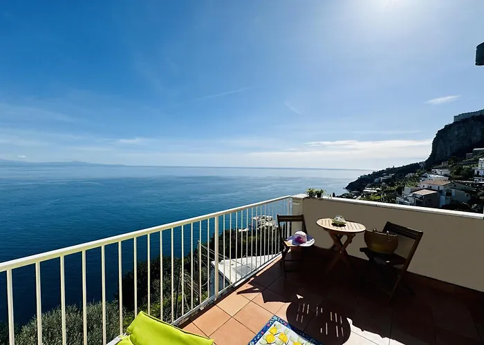 Yourhome - Casa Noemi Apartment *