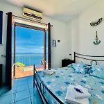 Yourhome - Casa Noemi Apartment